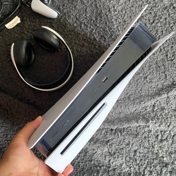 Boxes up and ready to go hmu - Picture 4 of 6